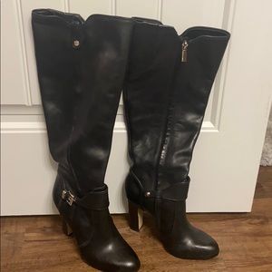 💜VINCE CAMUTO💜 7 BLACK LEATHER BOOTS MSRP $239
